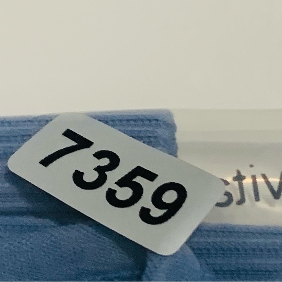 Athleta Aurora Crop Rib Tank Top in Blue Size XS - Picture 7 of 7